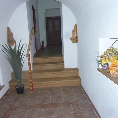 Guest House U Zlateho Jelena Zinkovy Exterior photo